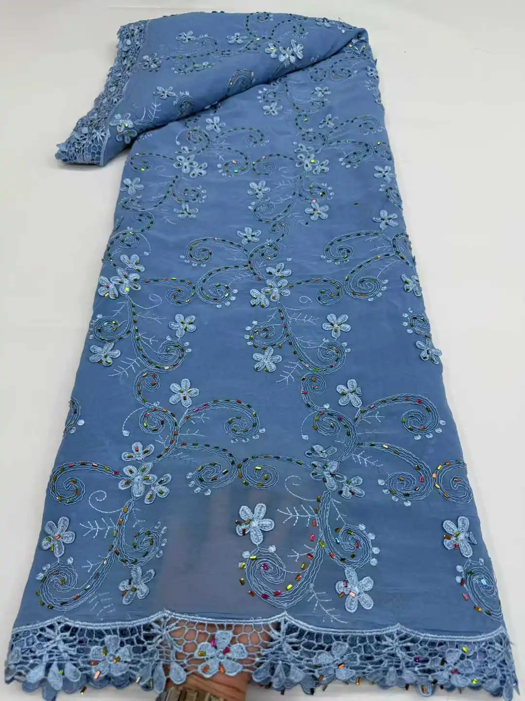 

Latest 2025 African Stones Lace Fabric Nigerian chiffon Cord Lace Fabric Milk Silk Net Dubai Lace Fabric for Dress Sewing