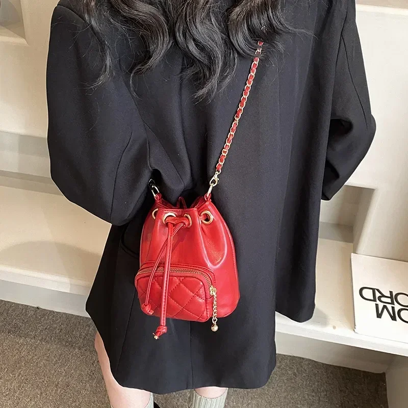 PU Chain Shoulder Strap Bucket Crossbody Bags Ladies Bags 2024 Light Luxury Solid Color Zipper Shoulder Bags Bolsas Femininas