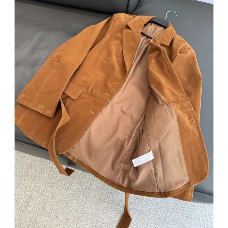 معطف خارجي عالي الجودة معطف عصري بدلة ريترو سترة أنثوية ساحرة عصرية من جلد الغزال حزام بدلة على الطراز القديم سترة نسائية