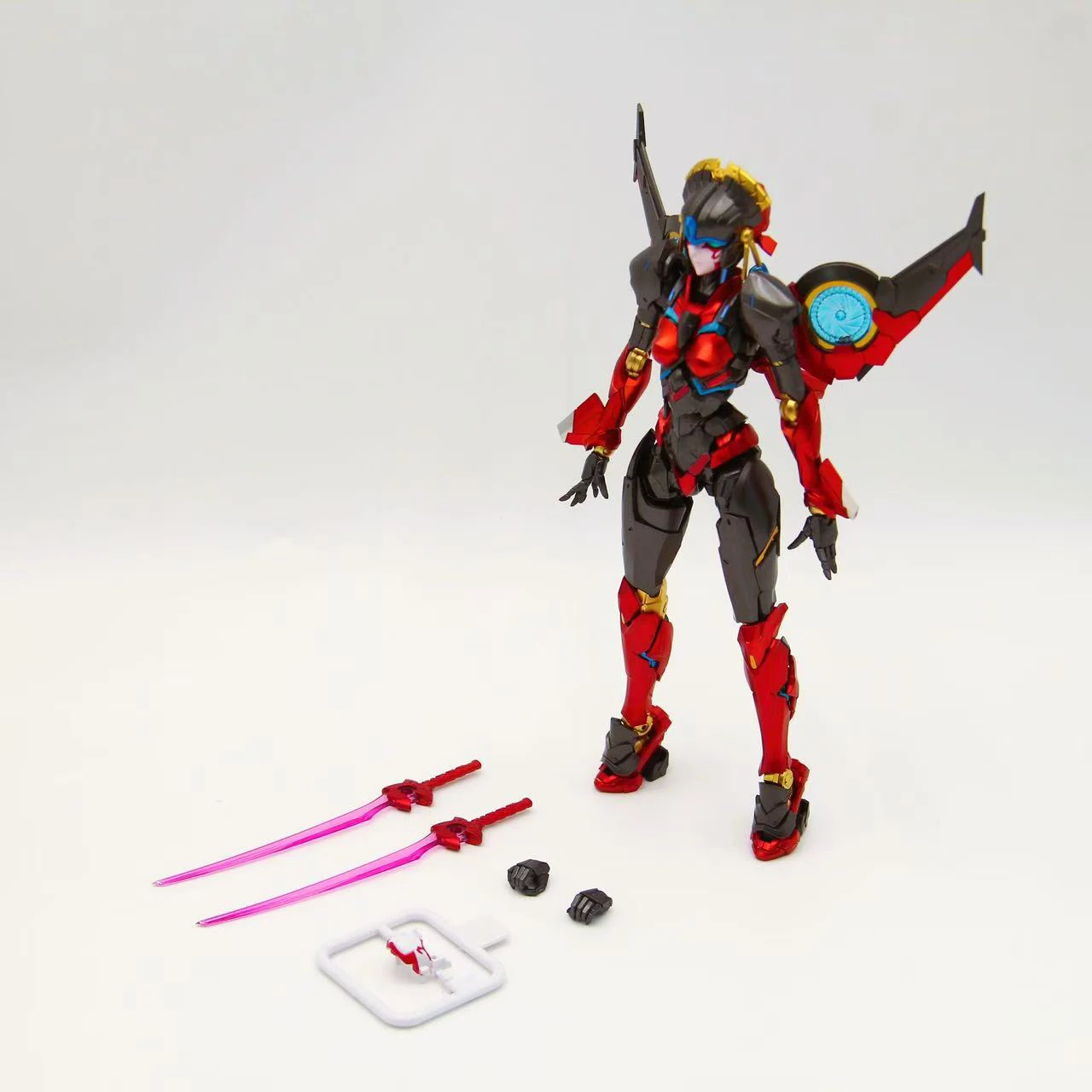 In Stock Transformed Toys Finely Painted MD004A Xiaofengfengblade Ko Qianzhilian Assembled Toy Model