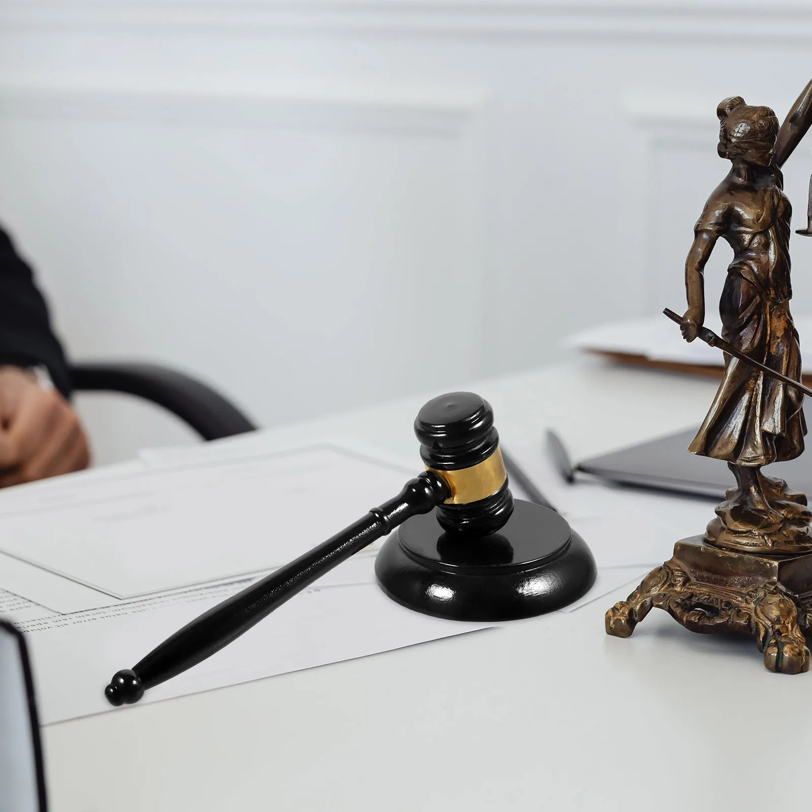 

1 pc Wooden Judge Gavel Smooth Court Hammer Auction Sale Tool Lawyer Practical Gavel Meeting Auction Hammer Toy