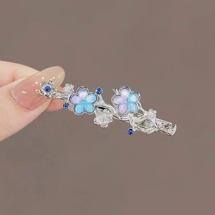 

Sweet Alloy Duckbill Hair Clip with Flower Plum Edge for Women's Fringes and Hair Accessories