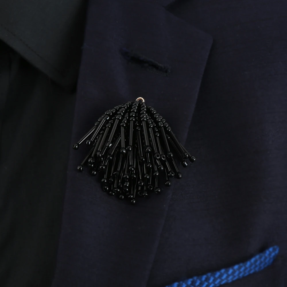 Sparkling Firework Star Beaded Brooch Spiky Lapel Pin Suit Party Clothing Decor Jewelry