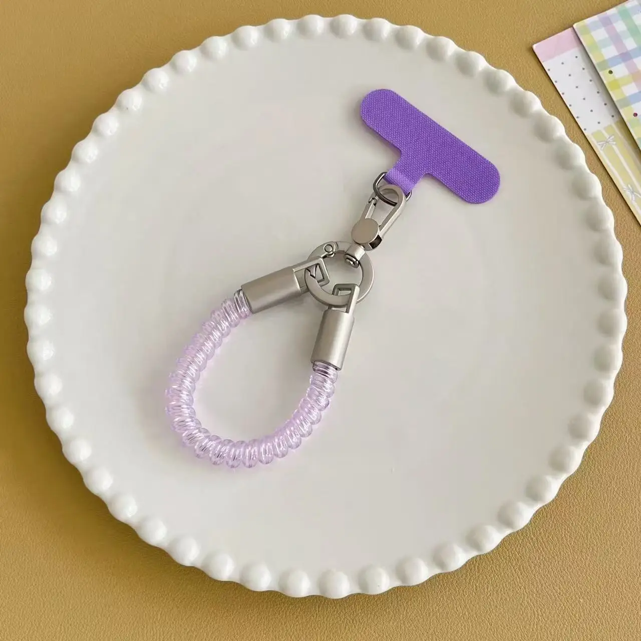 Tragbarer TPU-Handy-Handgelenkriemen, Spiralförmiges Telefonkabel, Abnehmbarer Metallverschluss, Handyhüllen-Charm-Riemen, Anti-Verlust-Handy-Handgelenkskette – Detail 8