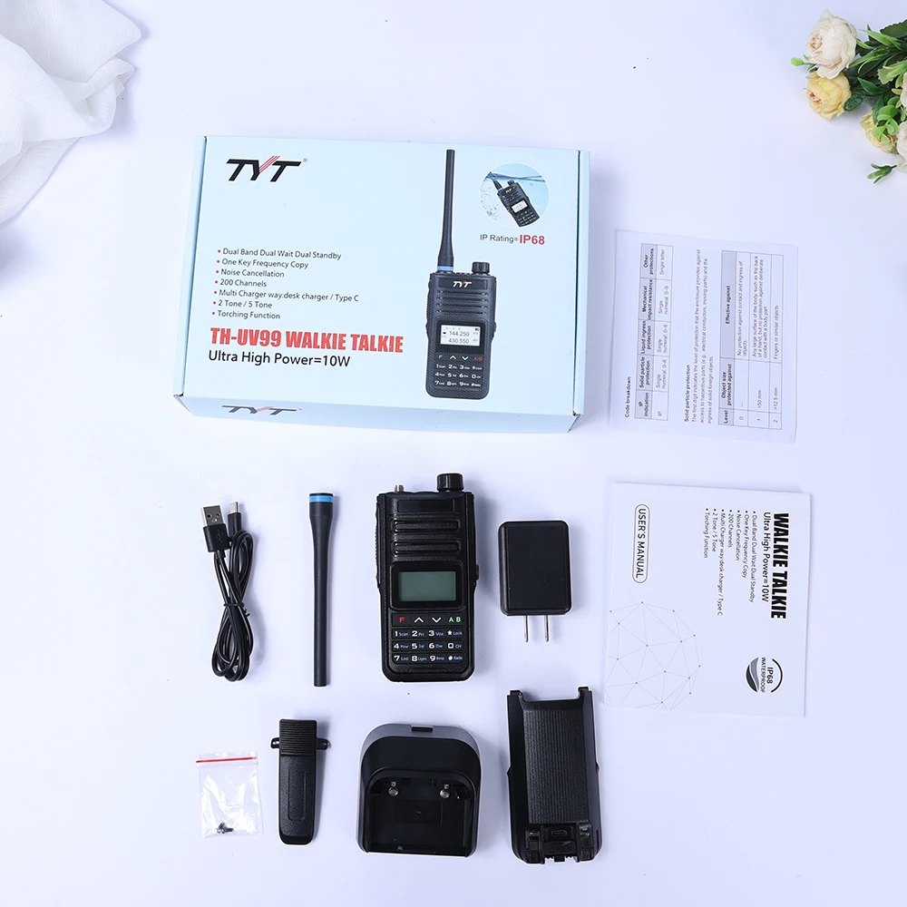 TYT Nuovo Walkie Talkie 10W IP68 Radio impermeabile TH-UV58 200 canali VHF/UHF Tipo C Ricarica UV-99 Serie 3200mah Walkie Talkie