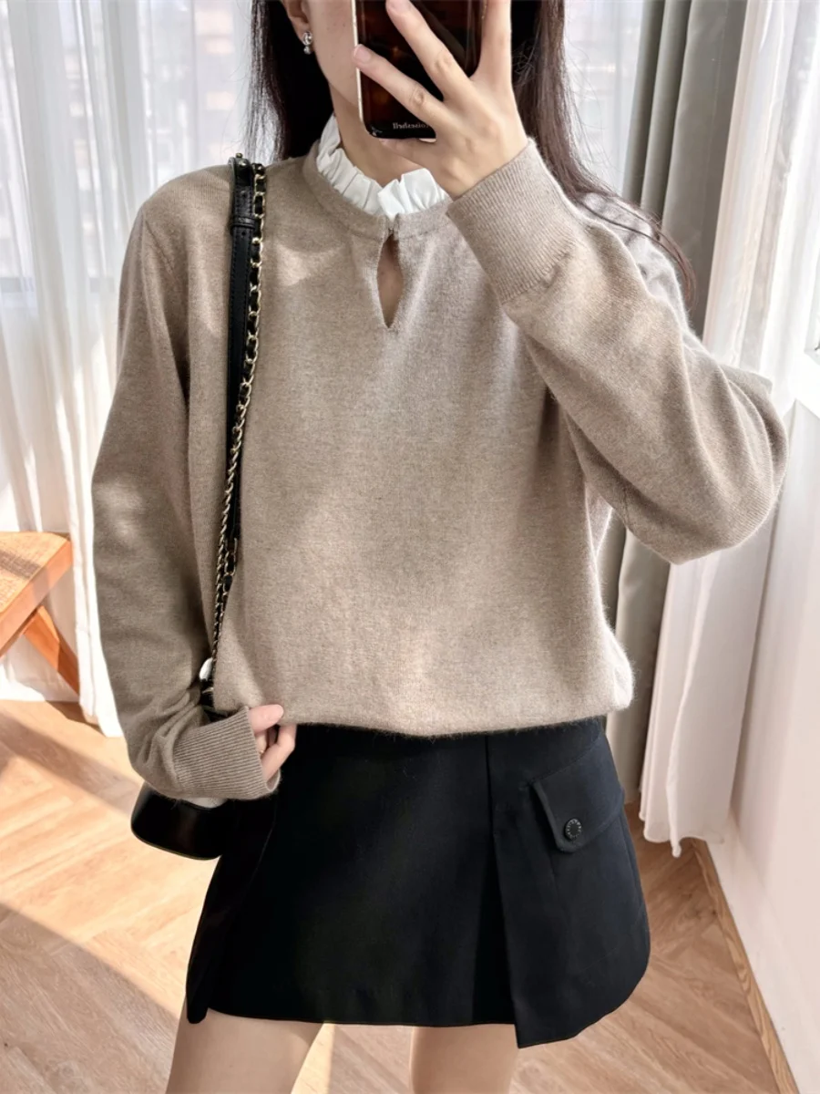 Two Tone Base Knitted Sweater with Detachable Black Fungus Lace Collar, Soft and Comfortable Camel Colored Japanese Sweater