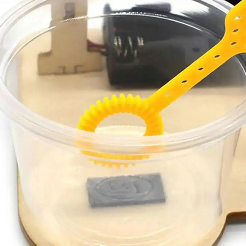 Nieuwe 1Set Technologie Houten DIY Hand Aangezwengeld Bubble Machine Speelgoed Vroeg Leren Speelgoed Voor Kinderen Wetenschapsexperiment Leermiddelen