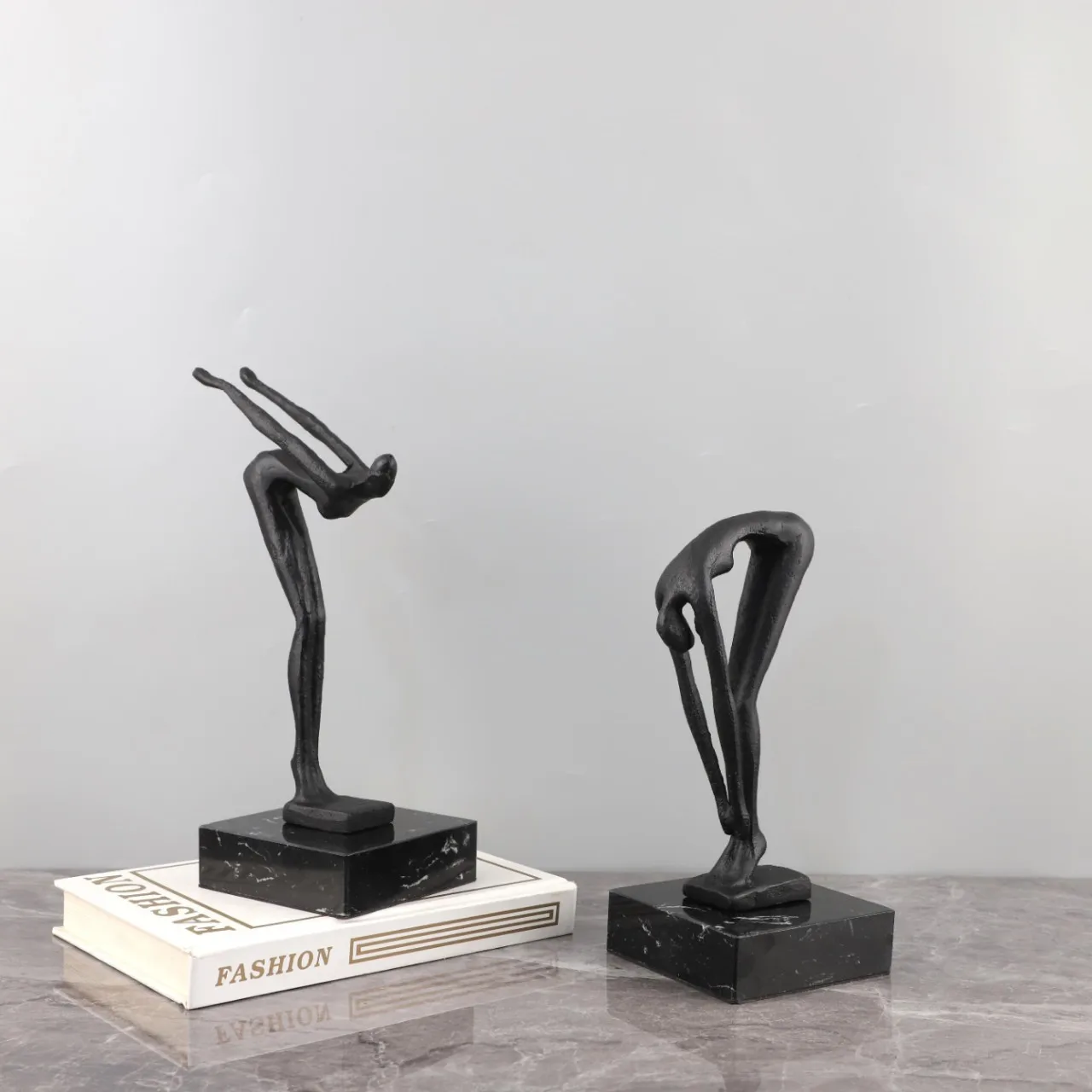 Cast Iron Geometric Figure Nordic Creative Resin Home Decor Nordic Statues For Home Living Room Tabletop Ornament Gift Wholesale