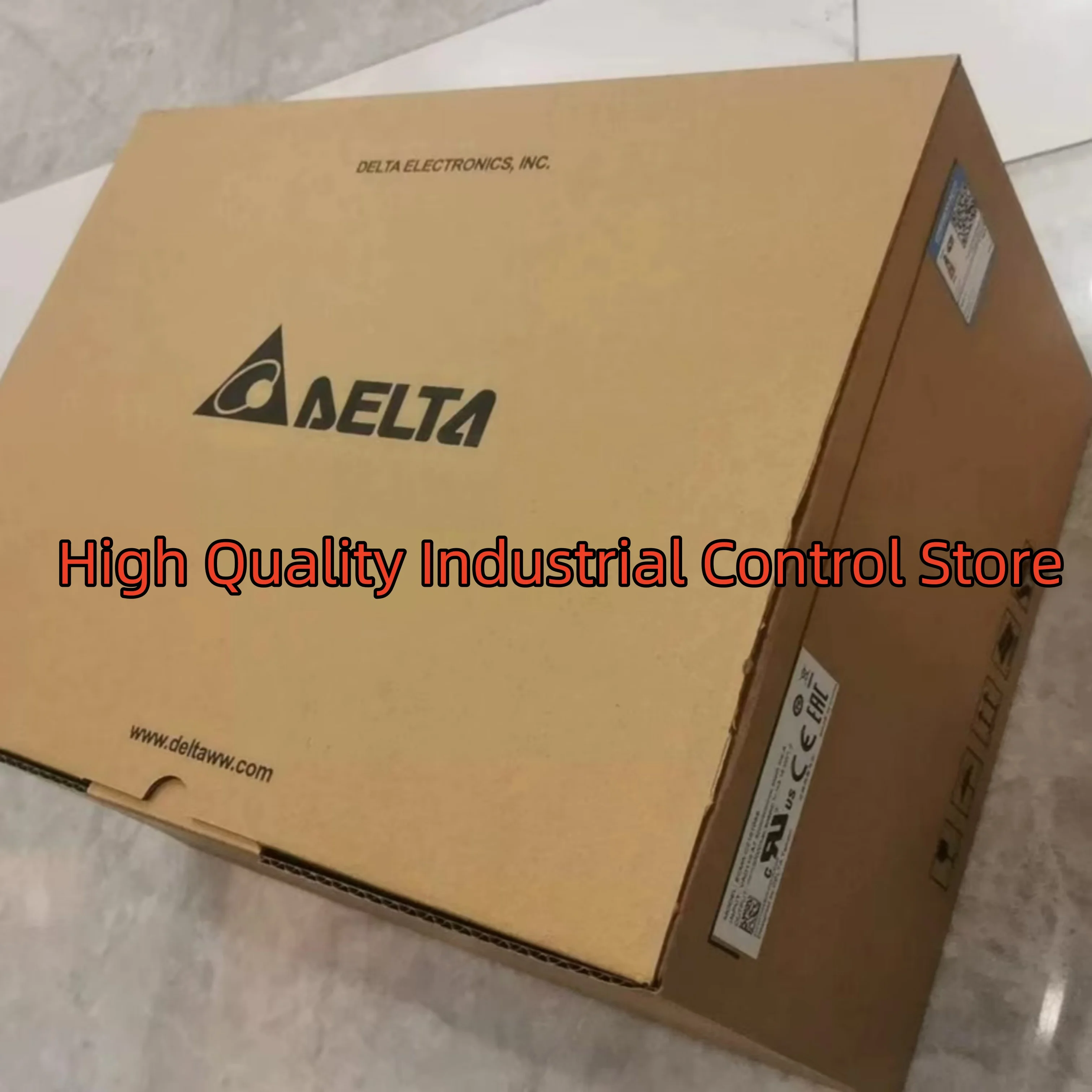 

Новый оригинальный серводвигатель ECMA-E21320RS