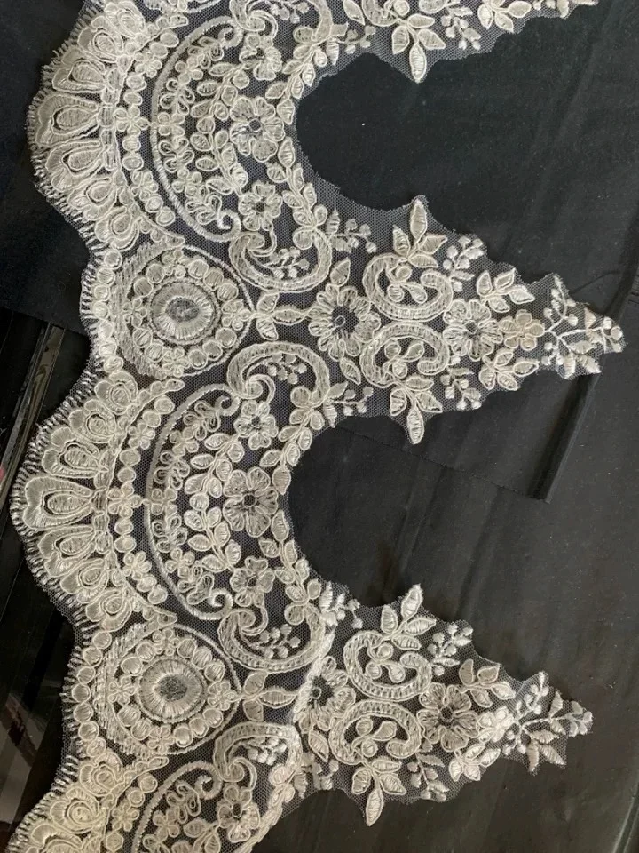 

Floristic Embroidery Exquisite Lace Trim Boards With Beautiful Guipure