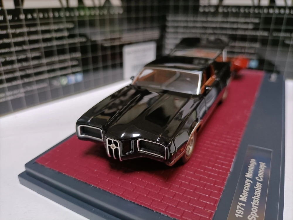 

Matrix 1:43 Mercury Montego Concept 1972 Black Vintage Car Simulation Limited Edition Resin Metal Static Car Model Toy Gift