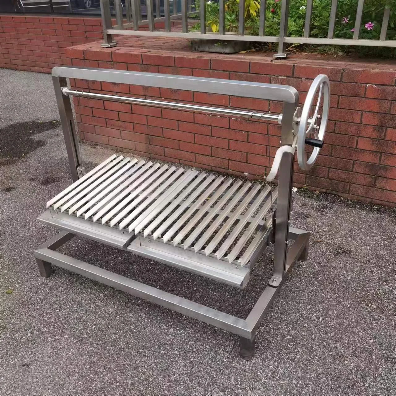 40" Wood Charcoal Adjustable Height Stainless Steel Asado Parrilla/ Santa Maria / Argentine Grill GK1000E1