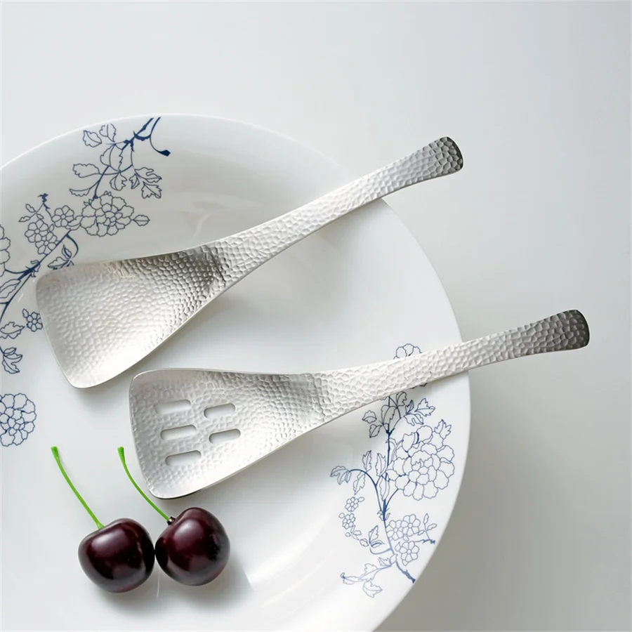 304 Stainless Steel Hammer Patterned Western Style Spoon, Matte Tableware, Home Restaurant Serving Spoon, More Public Spoon