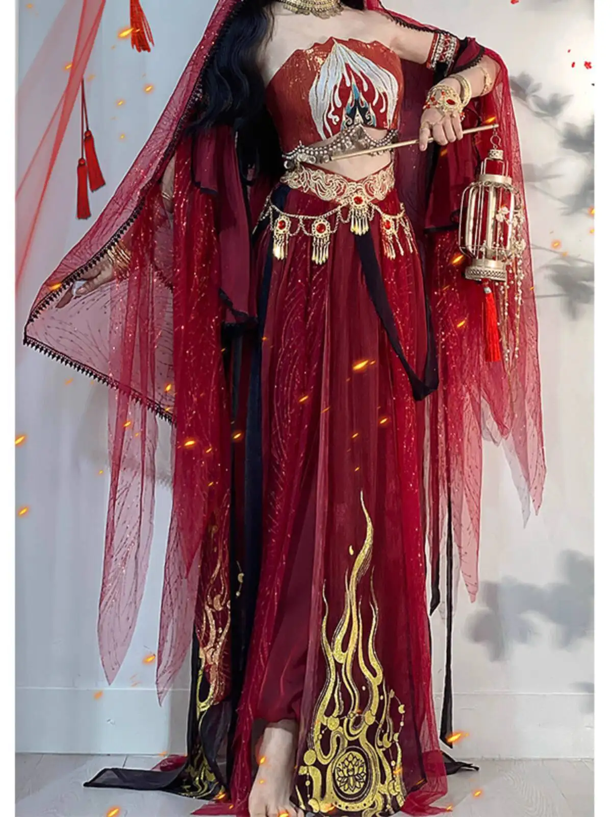 تنورة جديدة على الطراز الغربي للمنطقة الغربية Dunhuang صناعة ثقيلة Hanfu للسيدات عناصر هان فييستا كرنفال الهالوين كوس كوسبلاي