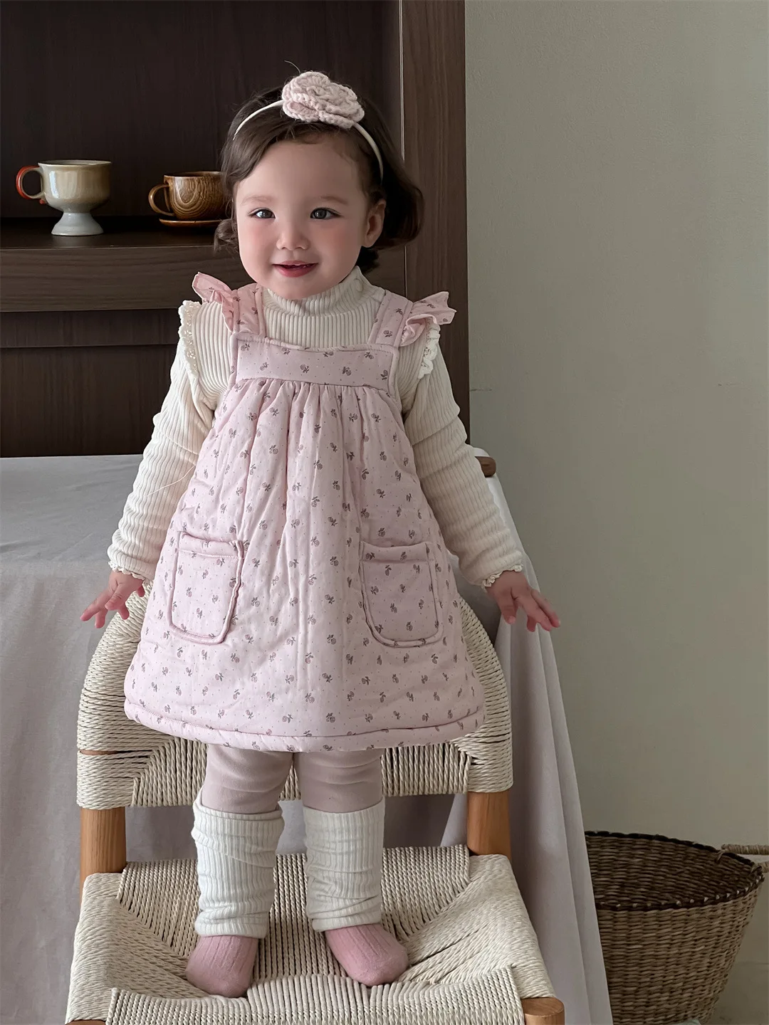 2024 Winter New Baby Girls Sleeveless Strap Dress Cotton Girls Cute Floral Padded Dress Thick Warm Princess Dress Infant Clothes