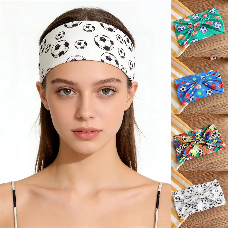 

Эластичная спортивная повязка на голову с футбольным принтом для женщин и мужчин, нескользящая повязка с футбольным узором для тренировок, йоги, бега и занятий в спортзале.
