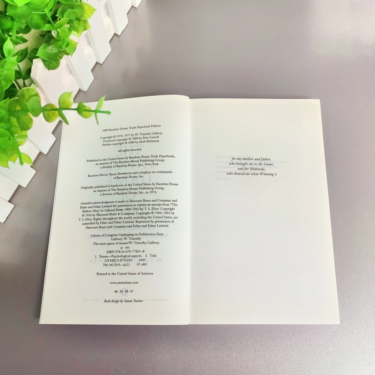 O Jogo Interno do Tênis: O Guia Clássico do Lado Mental do Peak Performance Livro Inglês