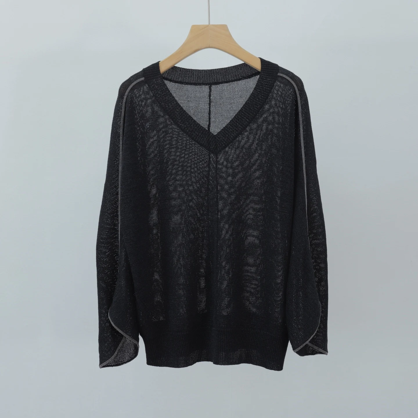 Primavera y novedad de verano, suéter de punto versátil y cómodo con cadena y cuello en V Simple para mujer