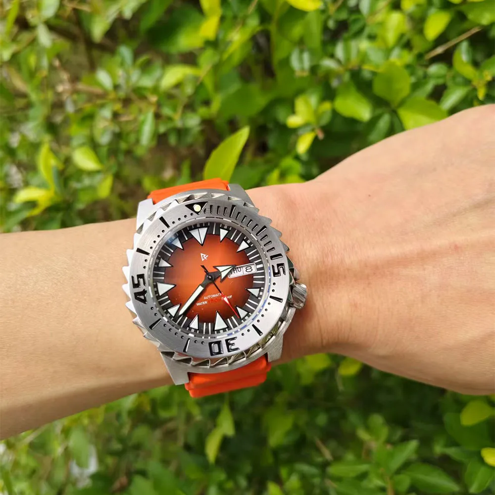 

Спортивные часы для дайвинга 43 мм, мужские автоматические наручные часы NH35, календарь с механическим механизмом, прочные светящиеся водонепроницаемые часы из нержавеющей стали