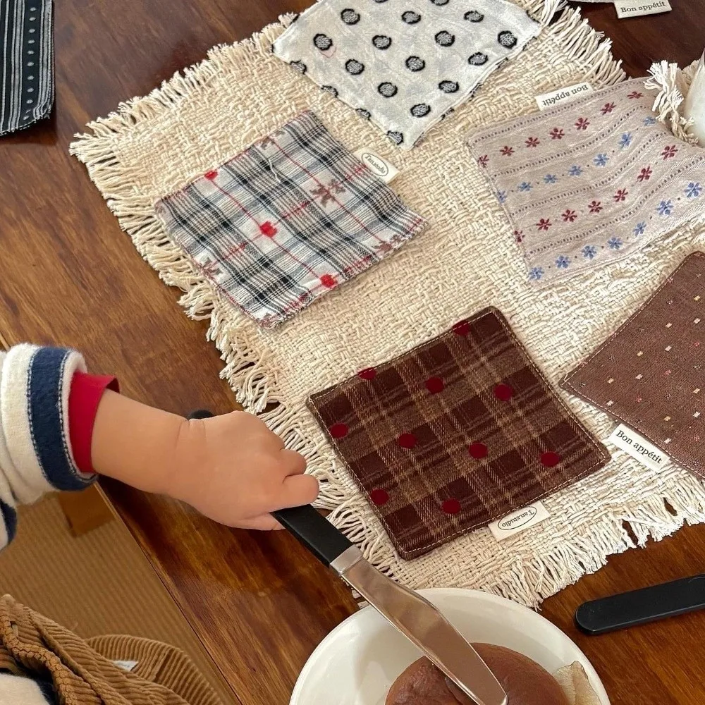 Retro Colored Water Cup Mat Cotton Decorative Insulating Table Mat Quilted Fabric Coaster Home Decor