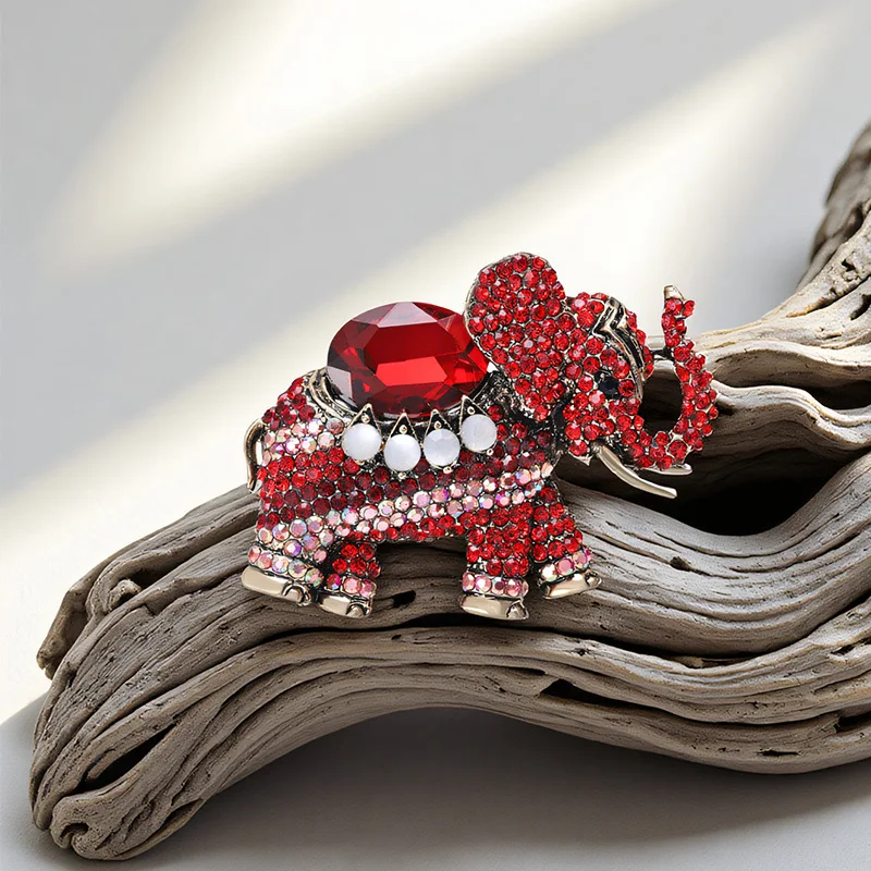 Fashionable Sophisticated Personality Creative Trend Red Rhinestone Elephant Brooch
