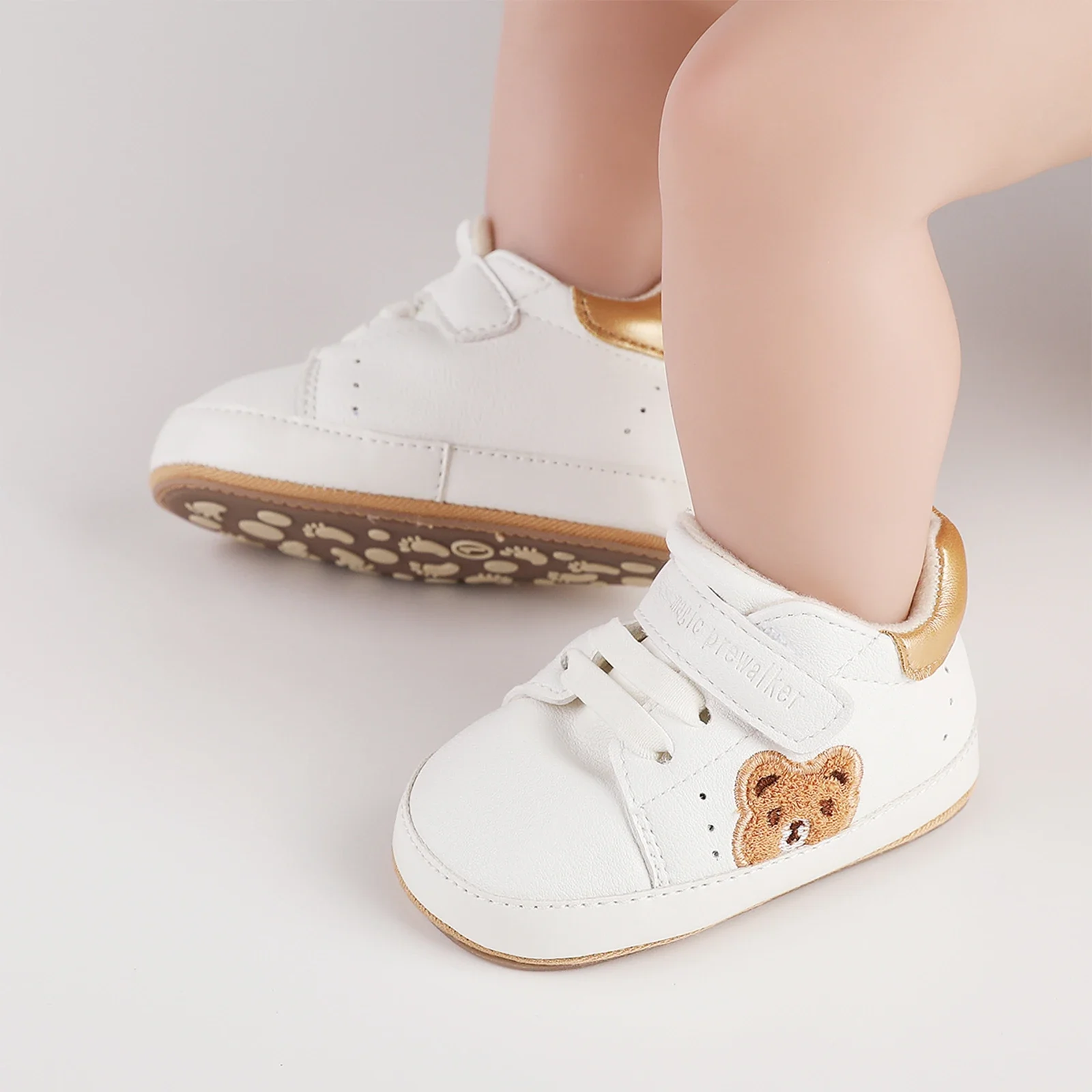 Infant Baby Boys Girls Bear Embroidery Prewalker Crib Crawl Shoes Newborn Moccasins First Walkers Sneakers Soft Sole Flat Shoes