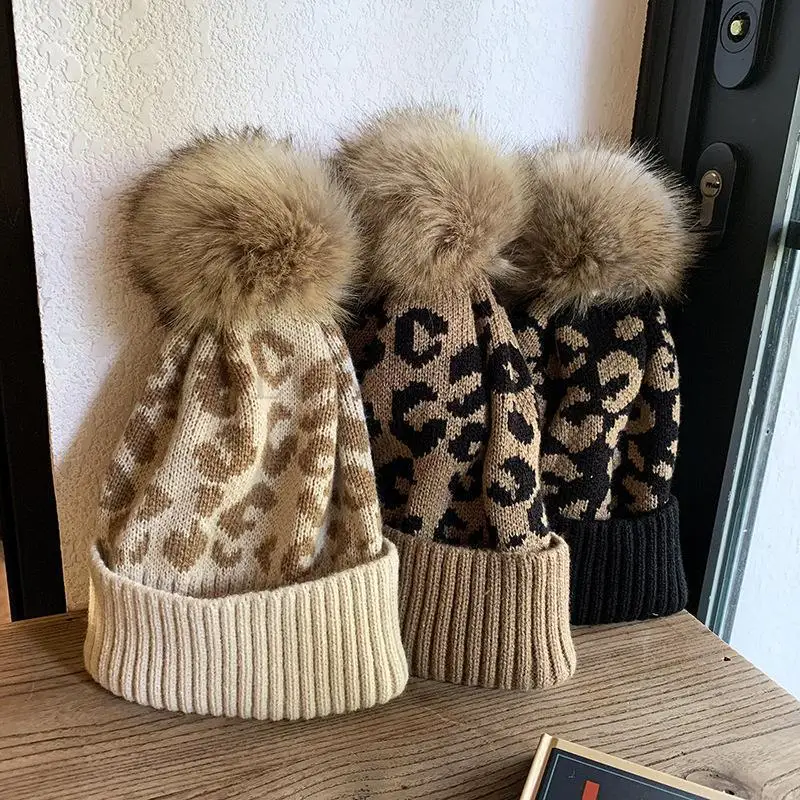 Leopard Knitted Hats For Men Women Autumn Winter Beanie Hats Outdoor Winter Hat Thicken Warm Caps Boy Girls Trendy Pom Pom Hat