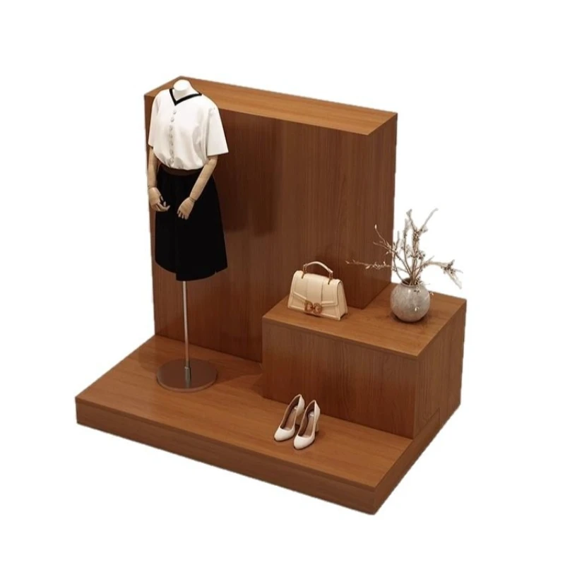 Showcase Clothing Store Nakajima Women's Clothing Showcase Simple display case with flowing water in the middle