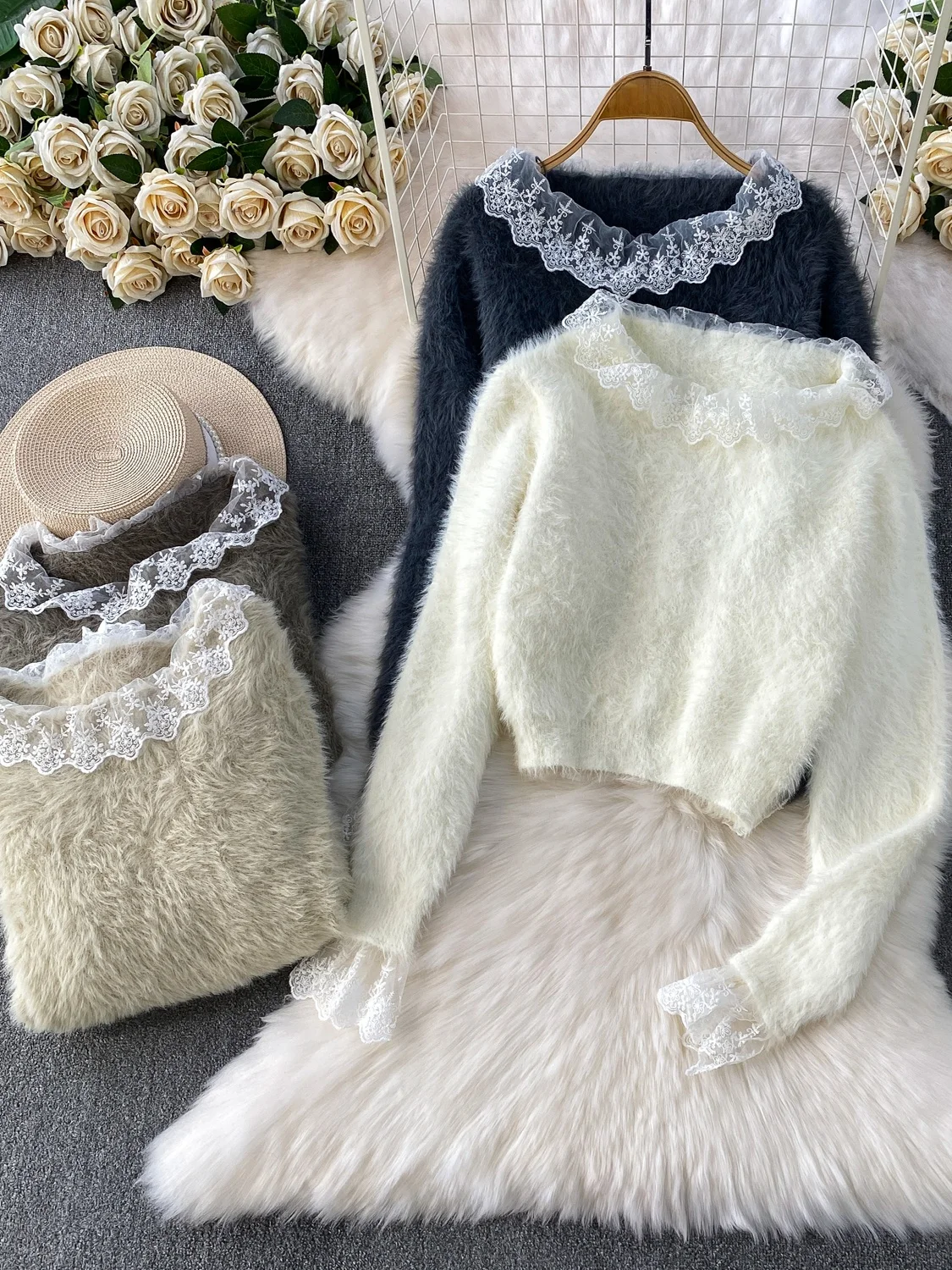 

French Sle round Ne Lace Splicing Loose Women's Sweater Winter Lazy Top Sweet Youthful Design Thiened Long Sve Knitwear