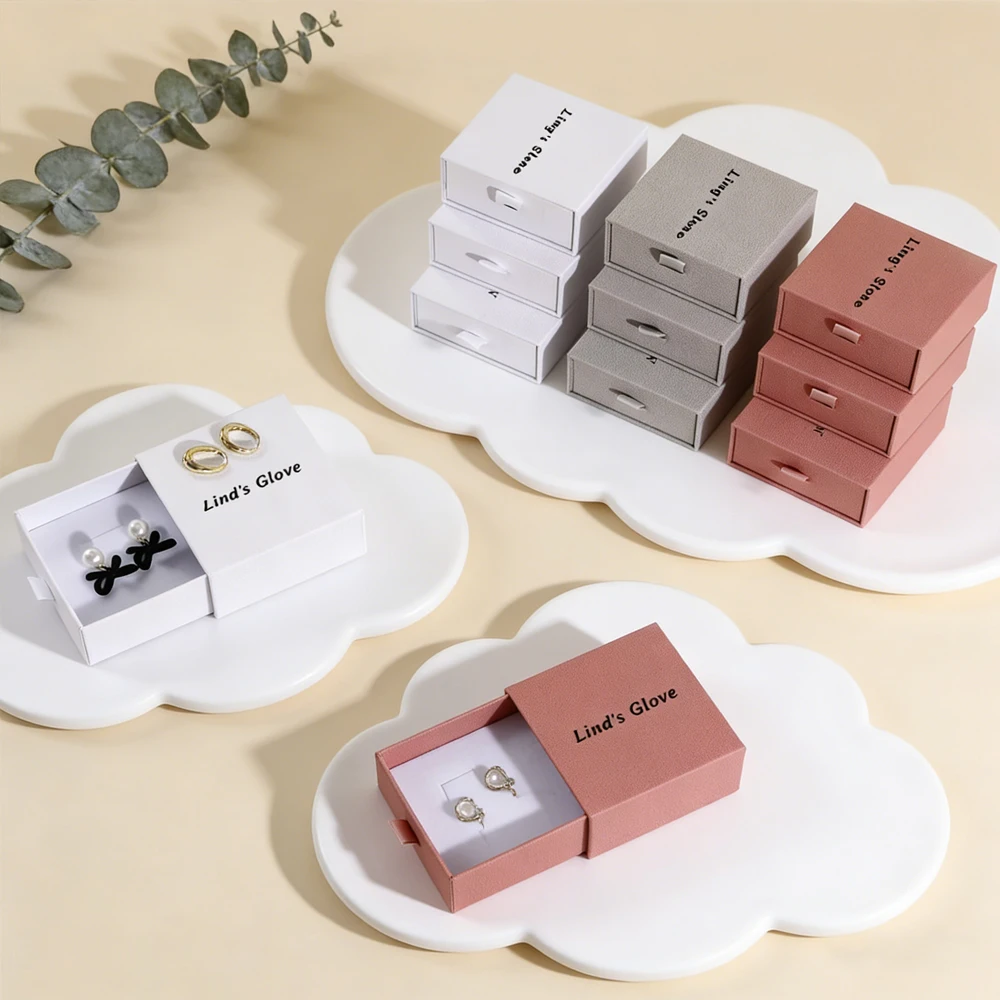 

50Pcs Custom Logo 9x9x3.5cm Jewelry Texture Drawer Box Customized Name Ring Earrings Studs Necklace Bracelet Pouch Bag Packaging