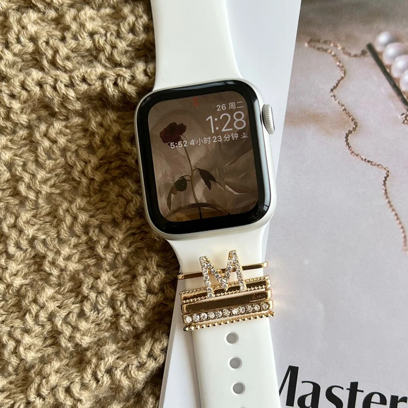 Set di ciondoli per lettere per Iwatch accessori per gioielli decorativi in Silicone fascino per unghie per Set di ciondoli per anelli di ornamento per cinturini Apple