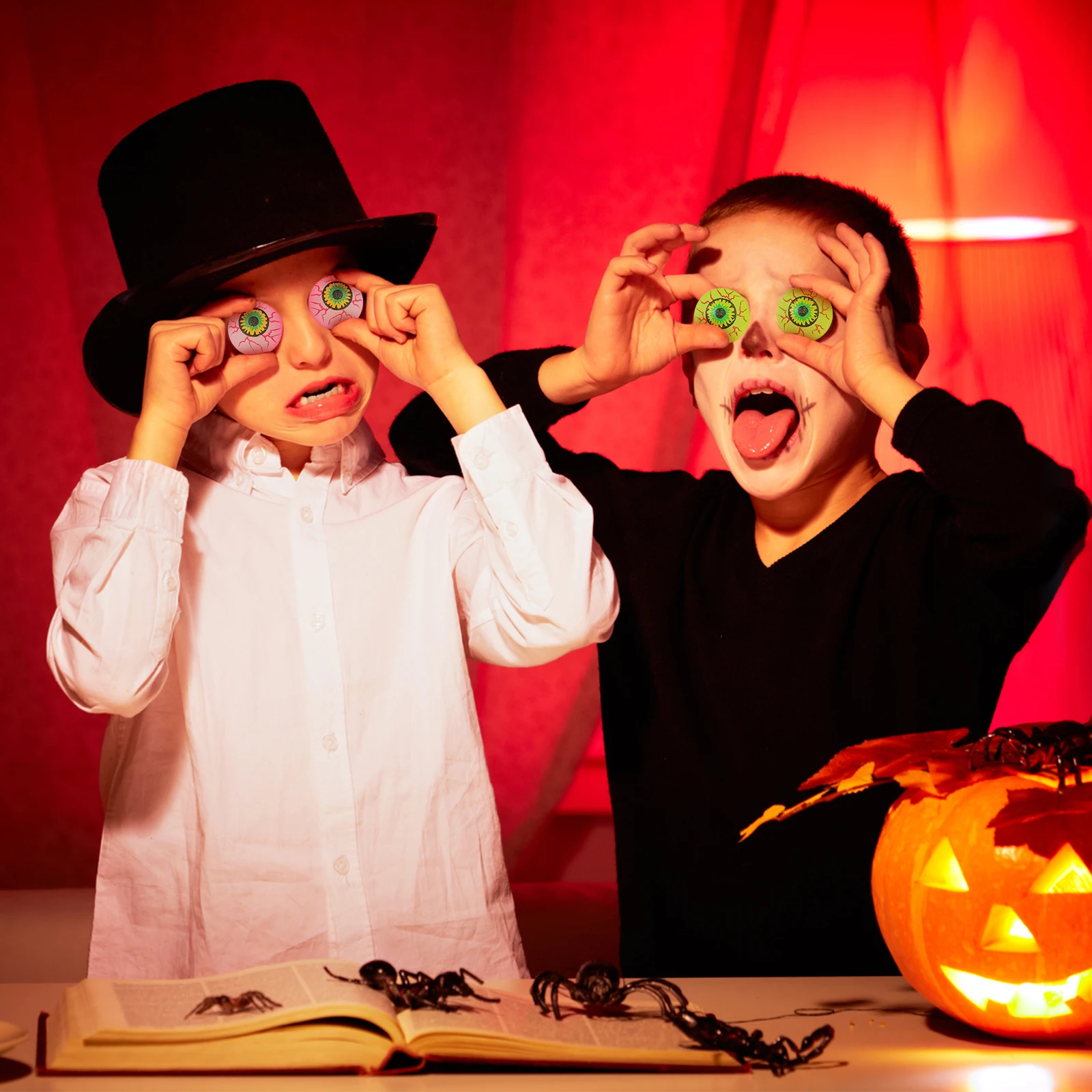

Glowing Bouncy Balls Halloween Party Favors for Kids Scary Eyeball Toys Mini Dark Eye Decor Gag Gift Fun Play