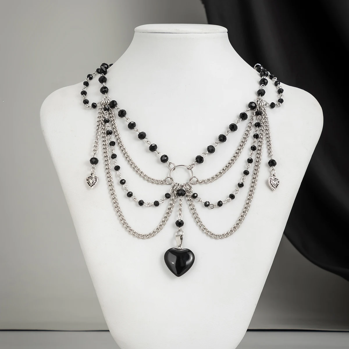 PuRui New Goth Crystal Beads Tassel Choker for Women Black Glass Heart Pendant Necklace Jewelry On The Neck Punk Girls Party