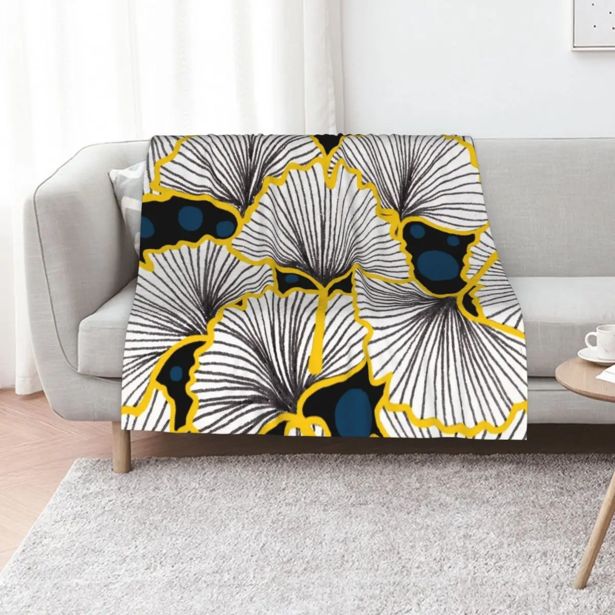 Ginkgo Biloba Leaves Cute Pattern Throw Blanket Softest Decoratives christmas gifts Luxury Throw Soft Plaid Sofa Quilt Blankets