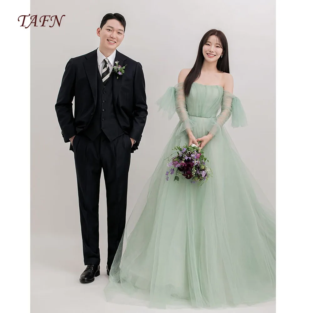 

TAFN Korea 웨딩드레스 Mint Green Wedding Shooting Dresses Off the Shoulder Long Sleeves Bridal Gown A-line Sweep Train Custom Made