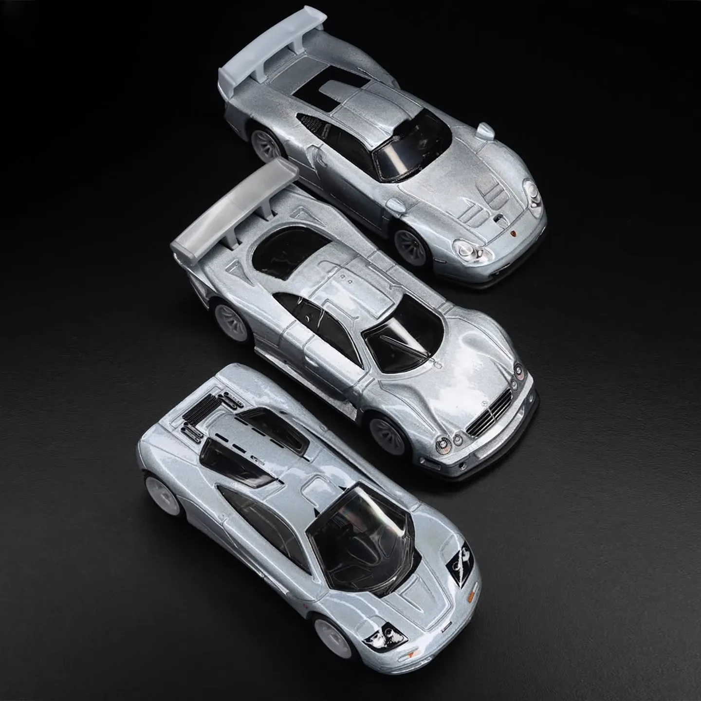 1/64 Hot Wheels Fleet Street Series 1997 Porsche 911 GT1 Mclaren F1 Benz CLK-GTR Model Collectible Toys Custom Birthday Gift view 5