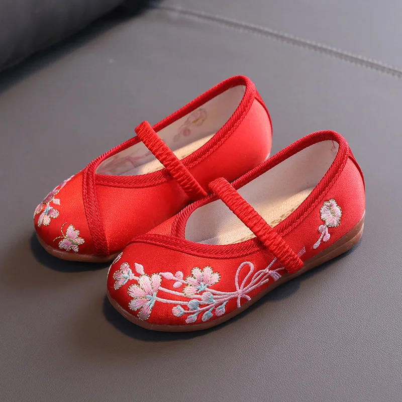 Hand-embroidered Chinese Style Cotton Cloth Shoes for Children Soft-soled Comfortable Flat Kids Shoes Girls Princess Shoes Red