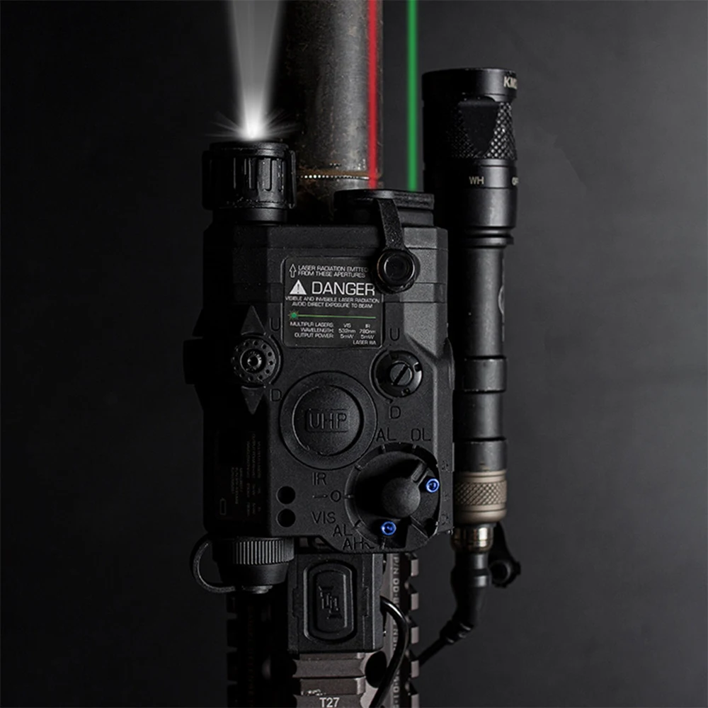 WoSporT PEQ-15 (Red Laser+Green Laser+Flashlight) Tactical Red Green Dual Laser Ray Indicator