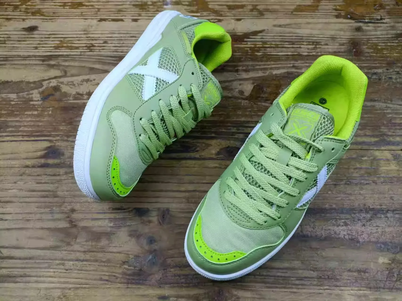 2025 New Mens Soccer Shoes Mens Brand Design Soccer Shoes Hard Court Indoor Court Shoes Mens Training Shoes