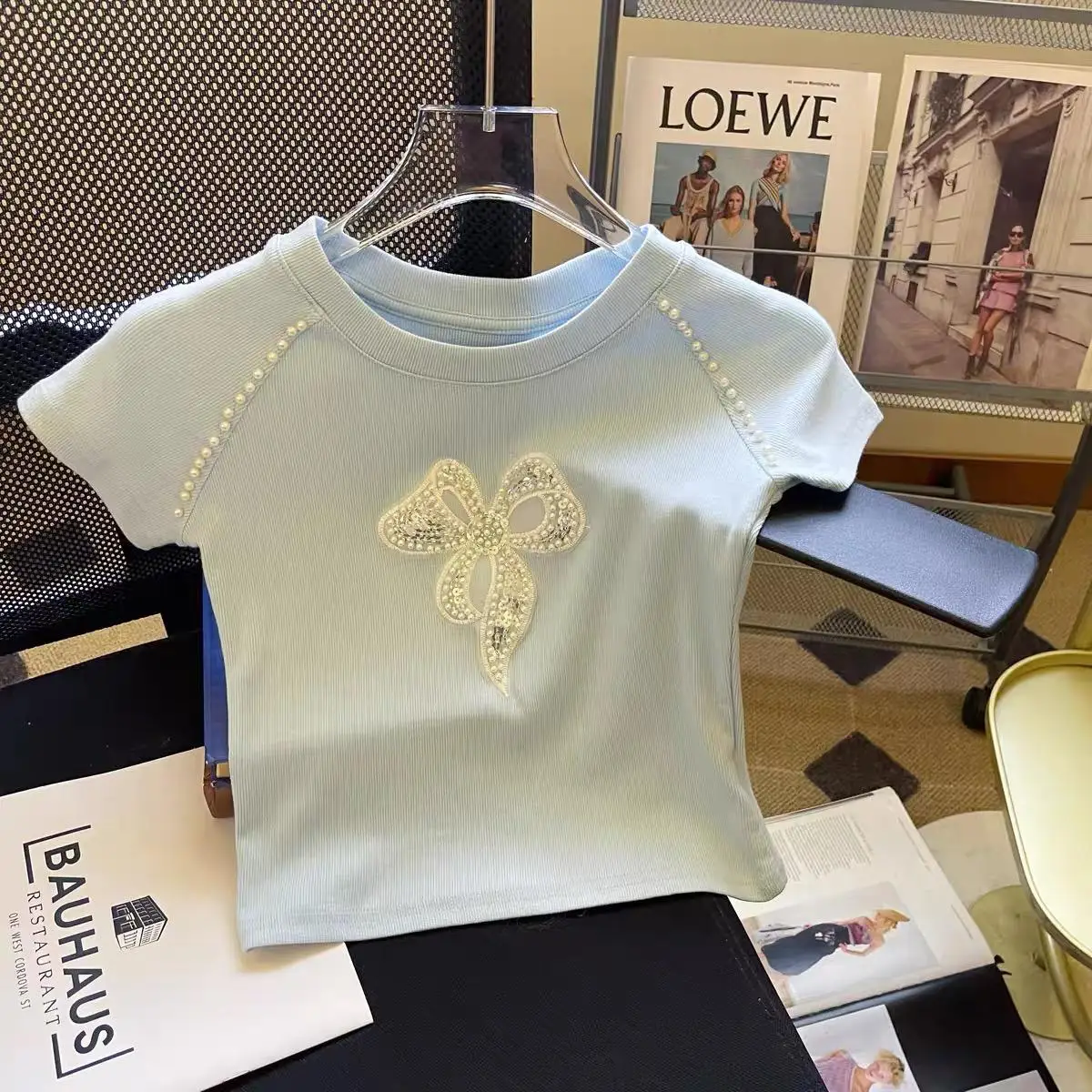 Girls Summer Short-sleeved T-shirt 2025 Summer New Children's Beaded Sequins Embroidered Bow Versatile Top Fashion
