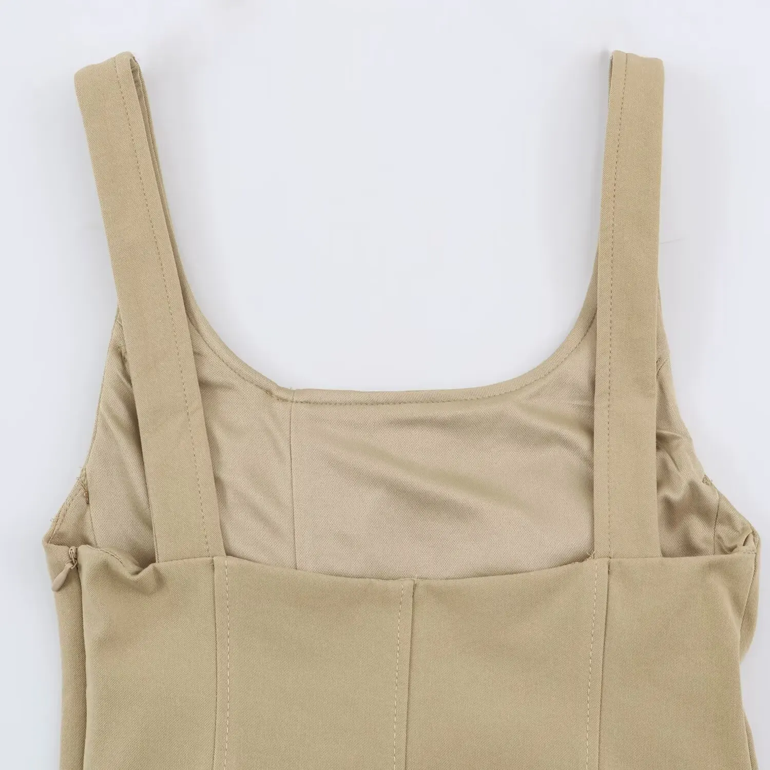 KONDALA Damen Sommer Elegantes Trägerkleid Figurbetontes Kleid mit Vintage-Knöpfen Verziertes Kurzkleid 2026 Trendiges Urlaubs-Freizeitkleid Schicke Kleider – Detail 12