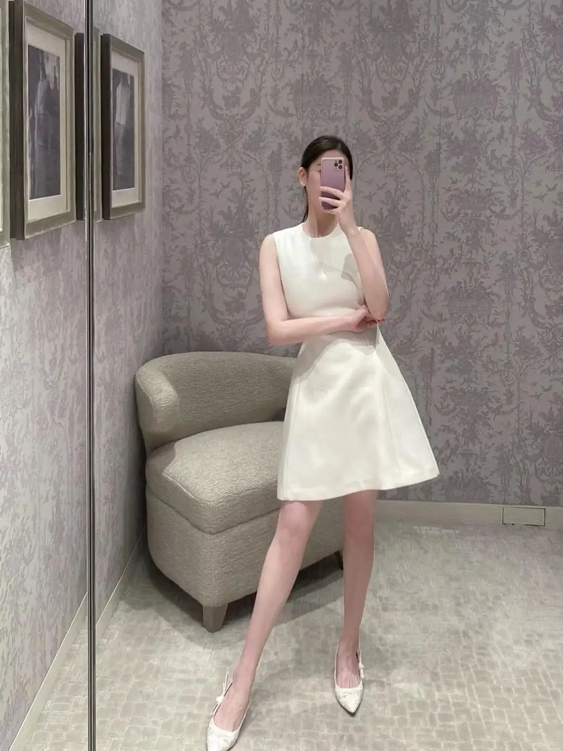 

2023 Spring Commute High Waist A-Line Dress Women's Sleeveless Suit Material White Dress Peoq Brand Pure Color Zipper Closure