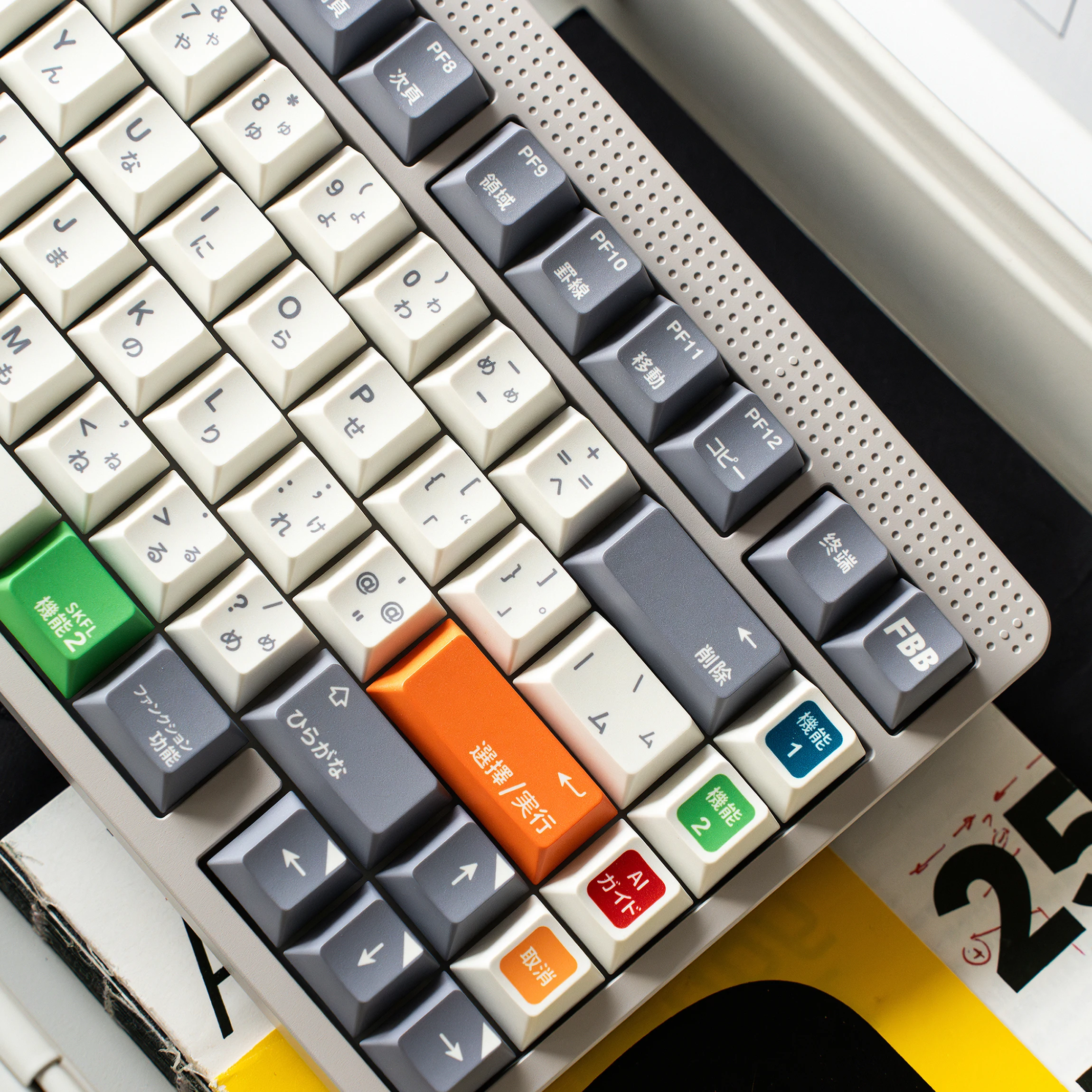 

Колпачки для клавиш FBB SKFL Ретро Серый Белый Стиль Вишневый профиль Механическая клавиатура Колпачки для клавиш 60%, 75%, 80%, 96%, толщина 100% 1,7 мм