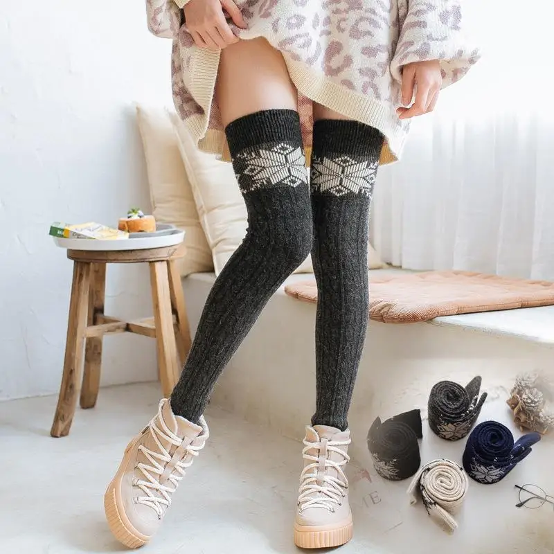 

Autumn and Winter below the Knee Leggings Wool Socks Warm Kneecap Women's Long Tube Thickened Elastic Bunching Socks Wool Stocki