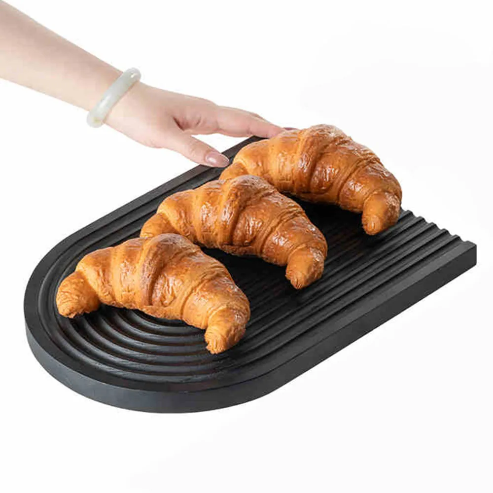

fake food pastry home Kitchen cabinet hotel cafe bar restaurant Counter shop store decoration simulation croissant bread model