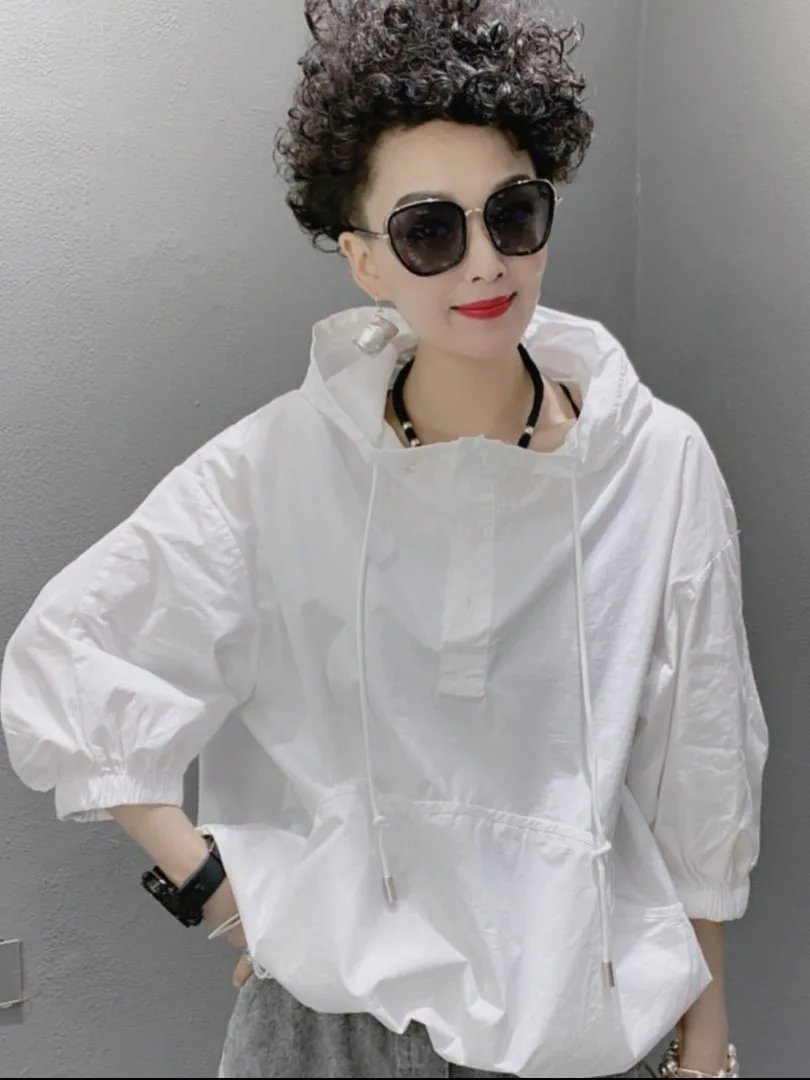 Spring 2025 Women's Loose Fit Hooded irt Svel T-irt Street Sle Pure Color Long Sve Regular Length Other Material