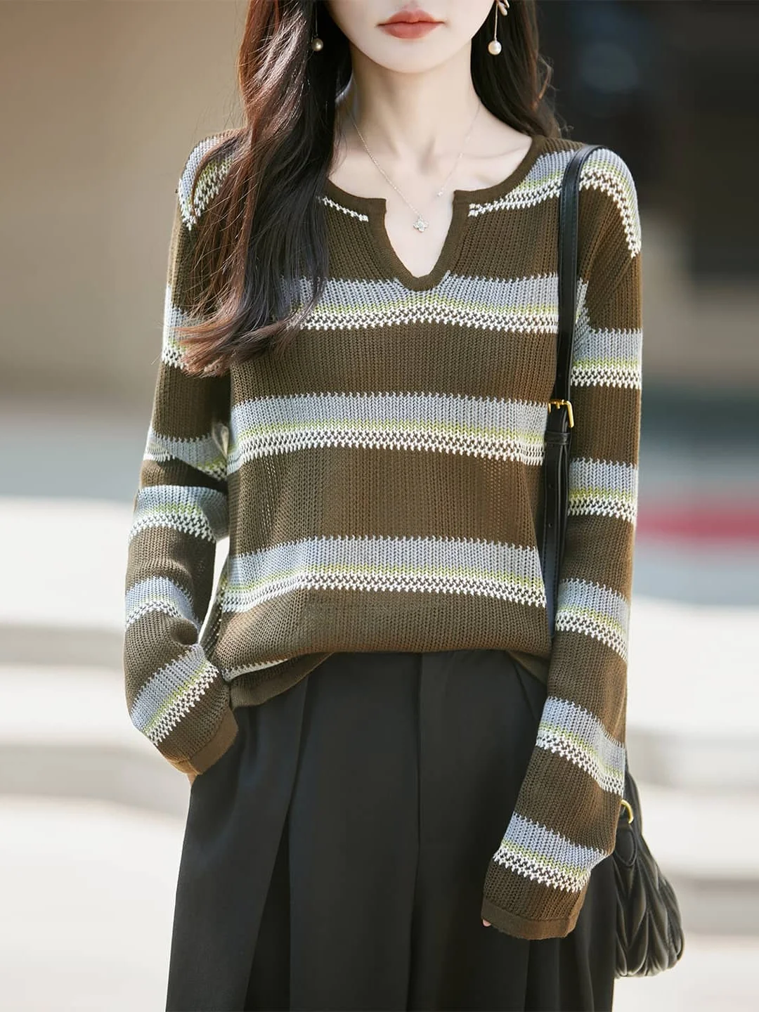 Loose Fit V-Neck Striped Knit Sweater Comfortable Long Sleeve Overhead Woolen Sweater Trendy Age-Defying Outerwear Top