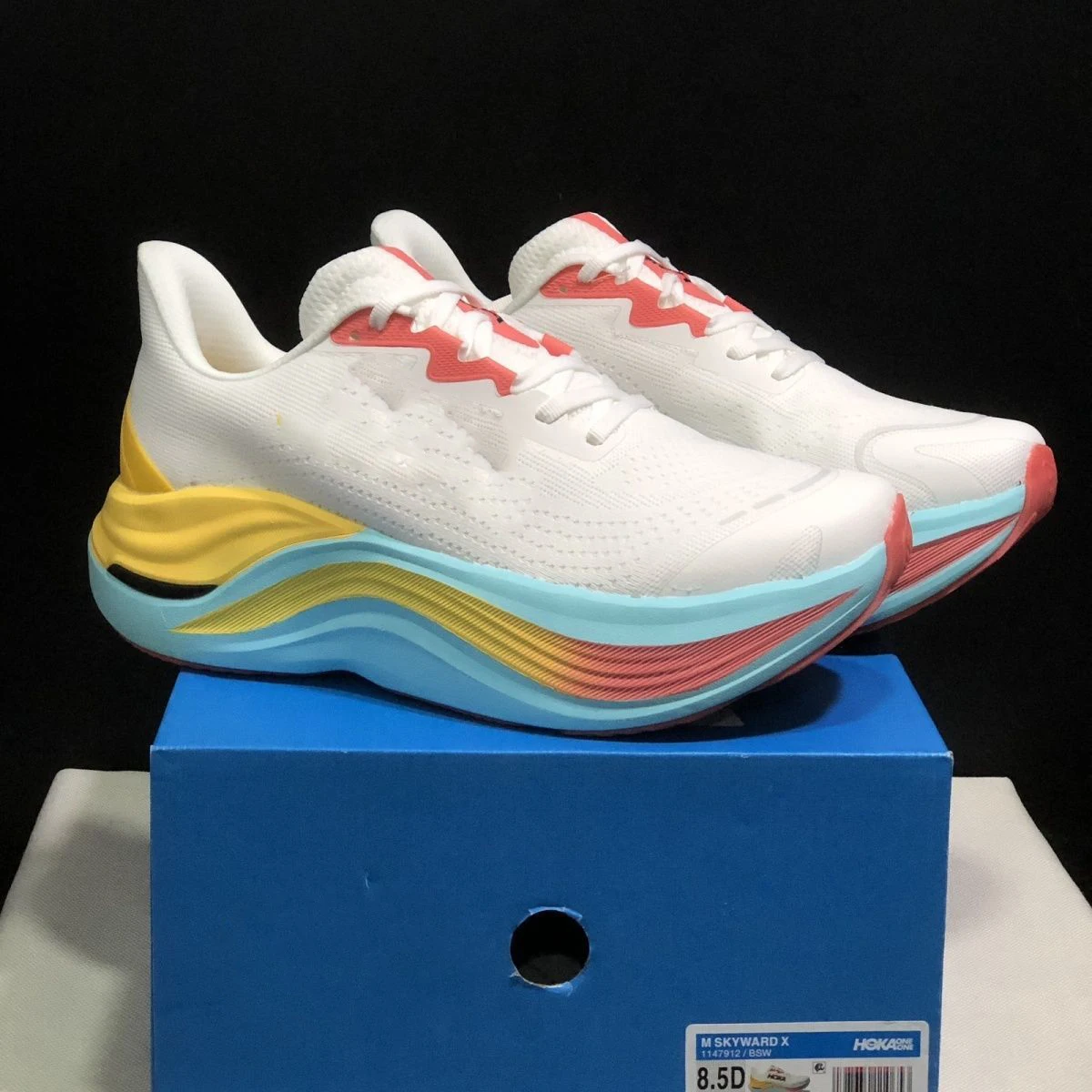 Men's Walking Shoes New Summer Breathable Women's Sneakers Non-slip Breathable Walking Shoes Lace Up Soft Casual Lightweight Sho