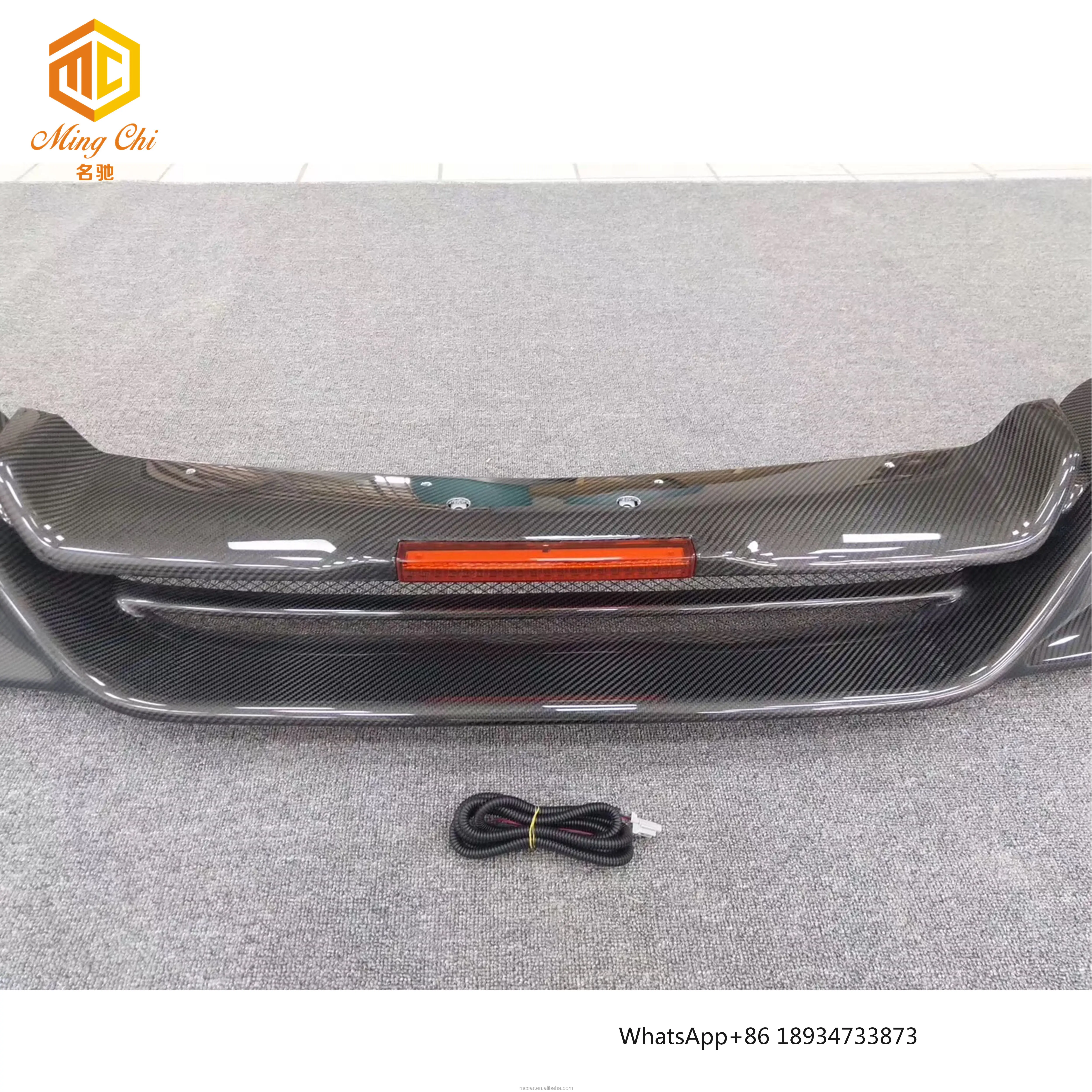 Led style GTR bumper rear diffuser GT-R35 automotive diffuser for Nissan gtr35 R35 GT-R35 12-15