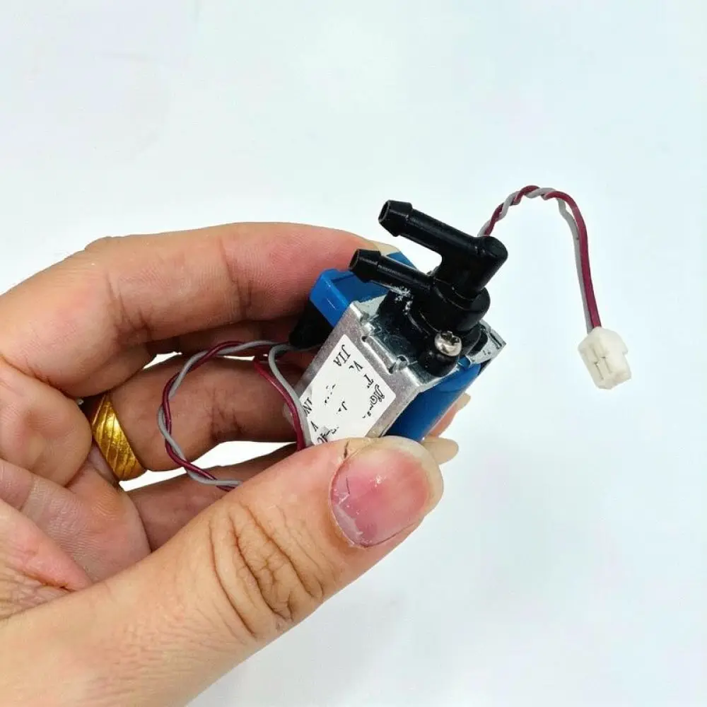 roborock-q-revo-master-slim-edge-ロボット掃除機用-電子制御式給水ポンプ。交換・修理用部品。